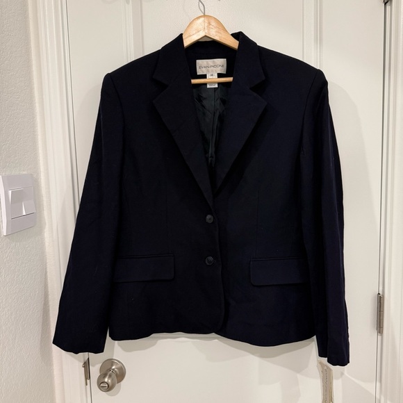 Vintage Evan Picone Women's Black Suit Jacket-Blazer 100% New Wool Size 14 90’s - Picture 3 of 10